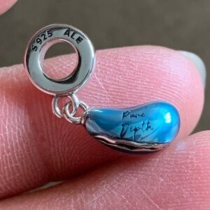 NWOT Lake Baikal Russia Pendant Dangle Charm Sterling Silver 925